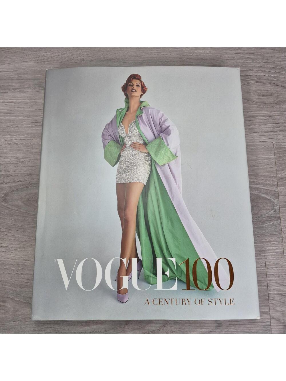Vogue 100 A Century of Style HCDJ Robin Muir 2016 Abrams Coffee Table Book Decor